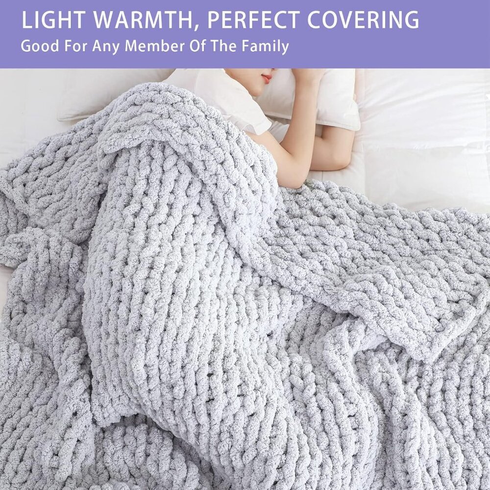Chunky Knit Throw Blanket for Couch, 40x60 inches - Picture 5 of 8